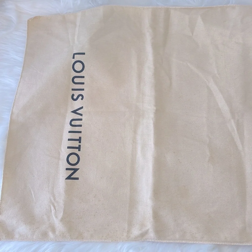 Louis Vuitton‎ Fold Over Dust Bag